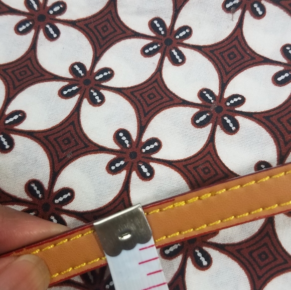 Vachetta Crossbody Leather Straps - Picture 13 of 16